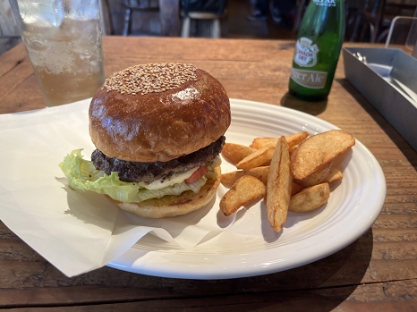 codies_hamburger.jpg